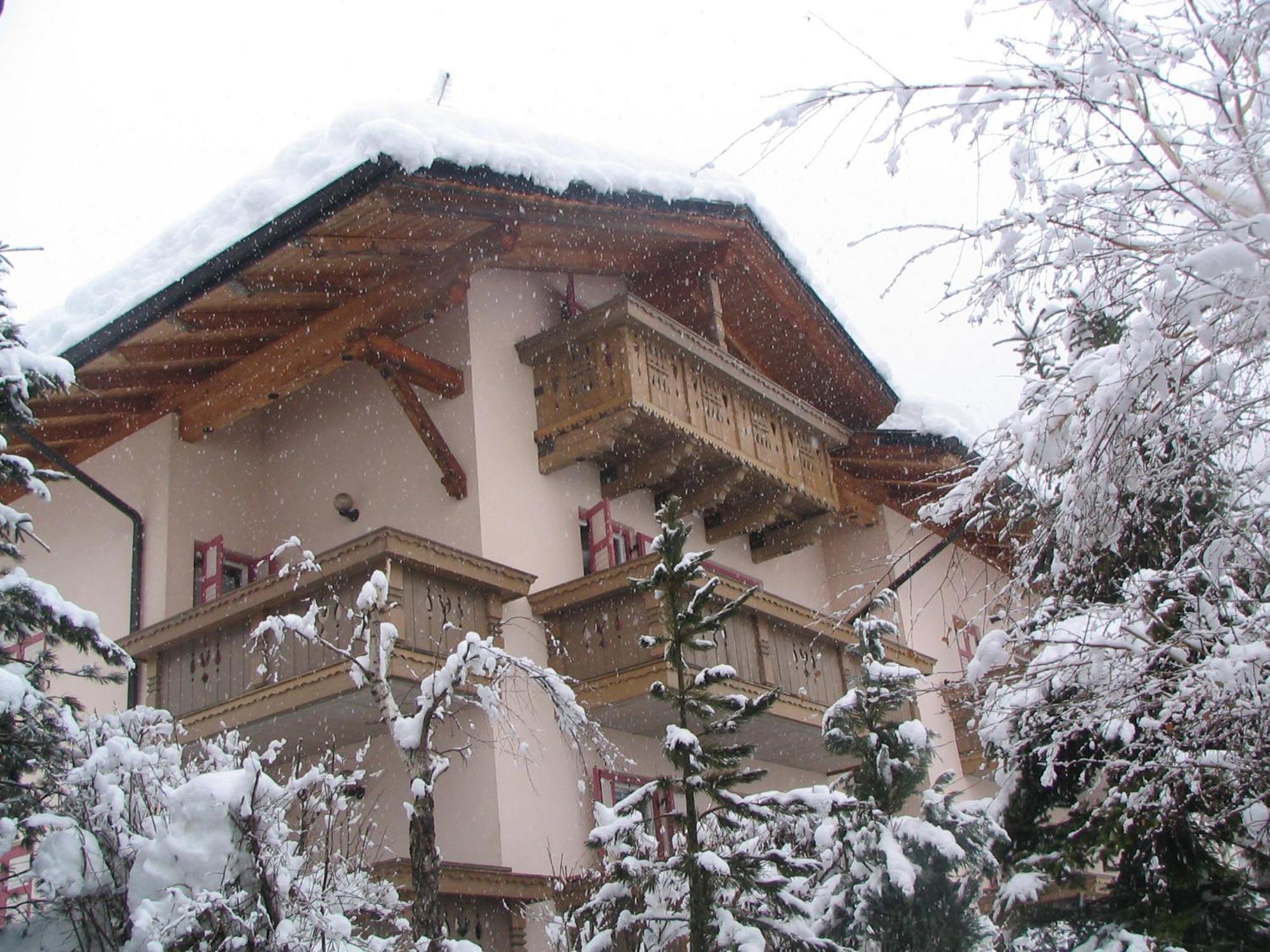 Villa Mirabell Cavalese Zewnętrze zdjęcie